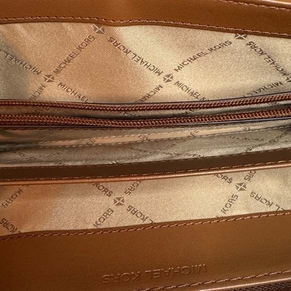 Michael Kors brown Jet Set Travel Large Zip Around Wristlet Wallet - Picture 7 of 8